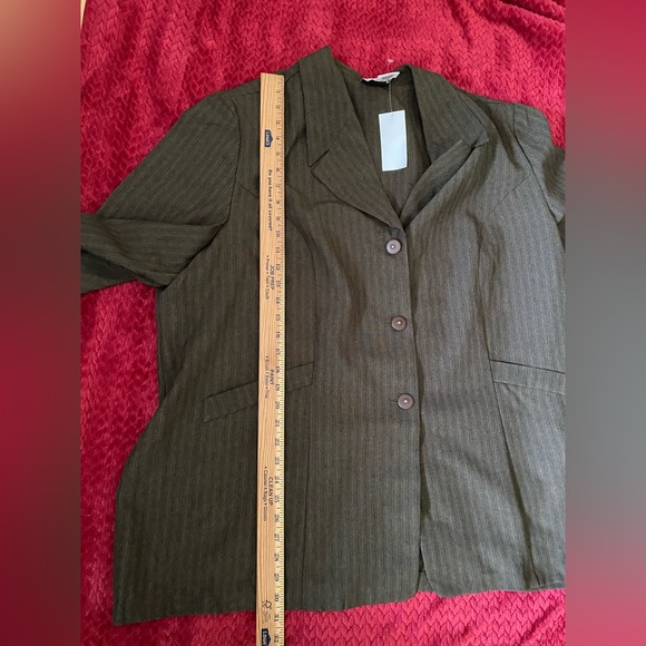 Fashion Bug Brown Striped Blazer Women’s size 26W Three Button Down - Picture 4 of 11